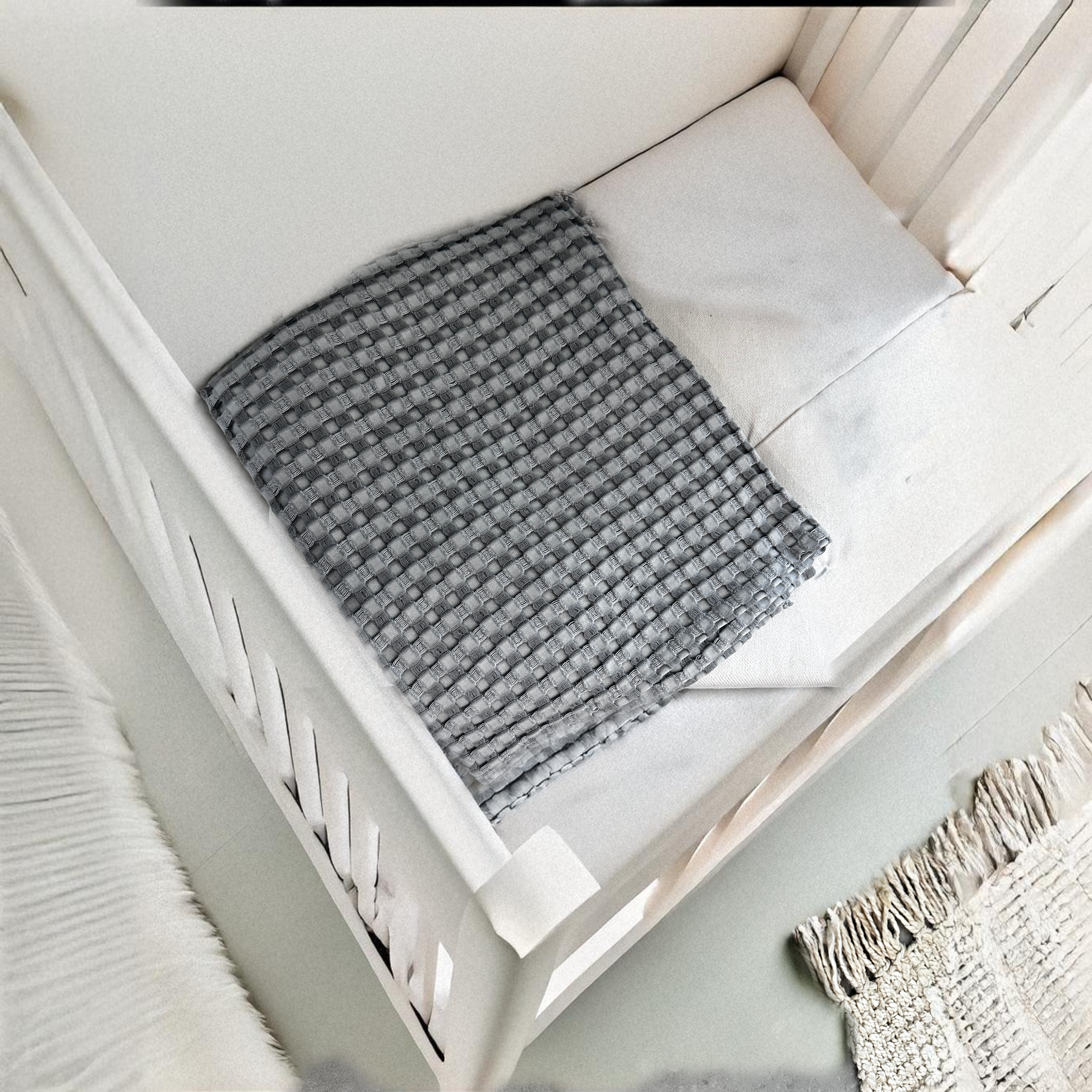 Olli & Lime Interwoven Knit Baby Blanket